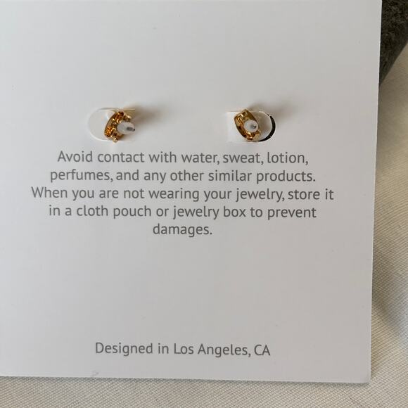 ETK by Ettika Dangling Seashells Gold Hoops Earrings NWT Coastal Granny, Beachy - Picture 4 of 5